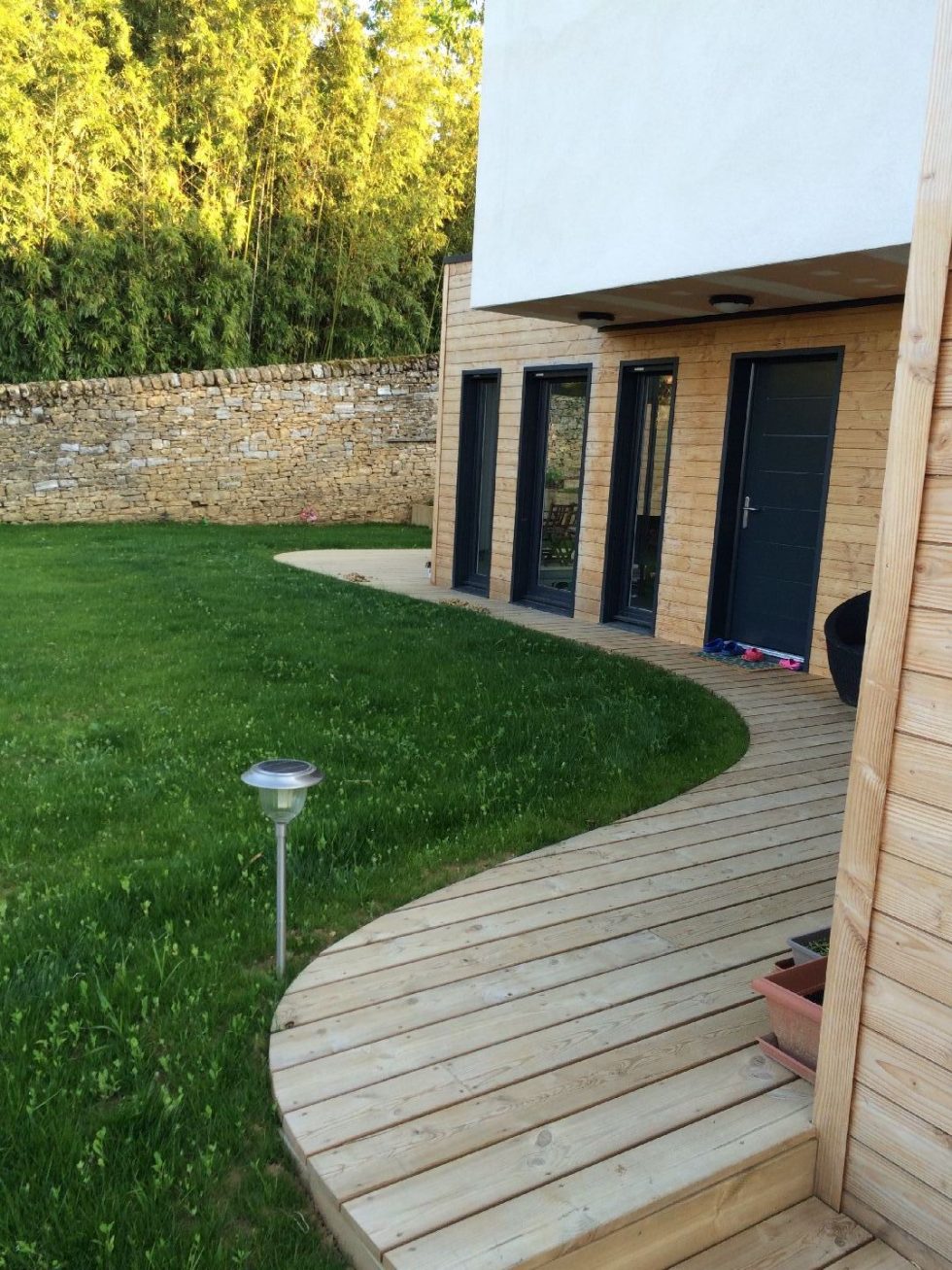 Chemin terrasse en Bois Curis au Mont d'or