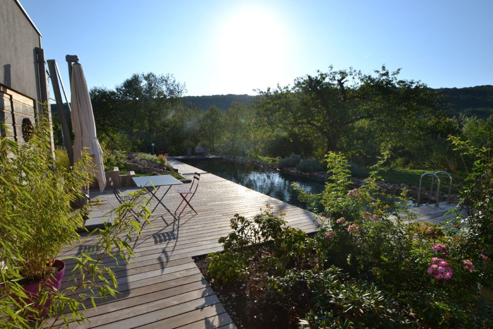 Terrasse Piscine à Poleymieux au mont d'or