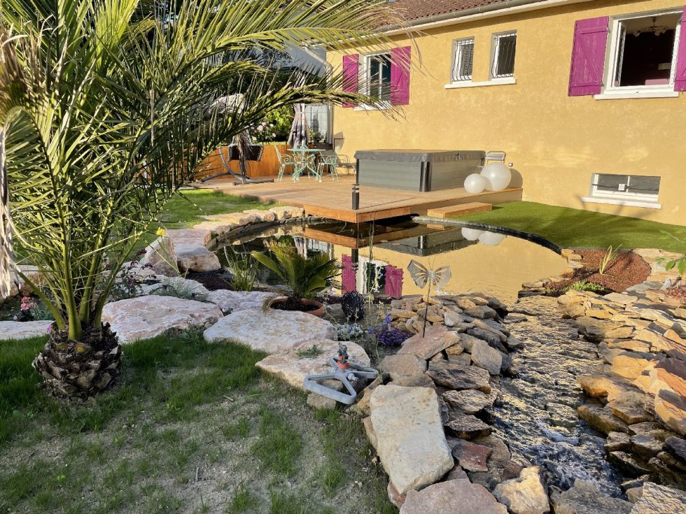 Terrasse spa Montmerle sur Saône